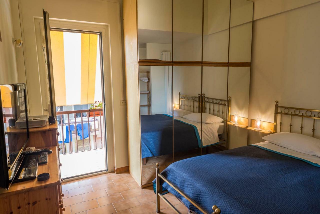 Bed & Breakfast Hotel California Terracina Zewnętrze zdjęcie