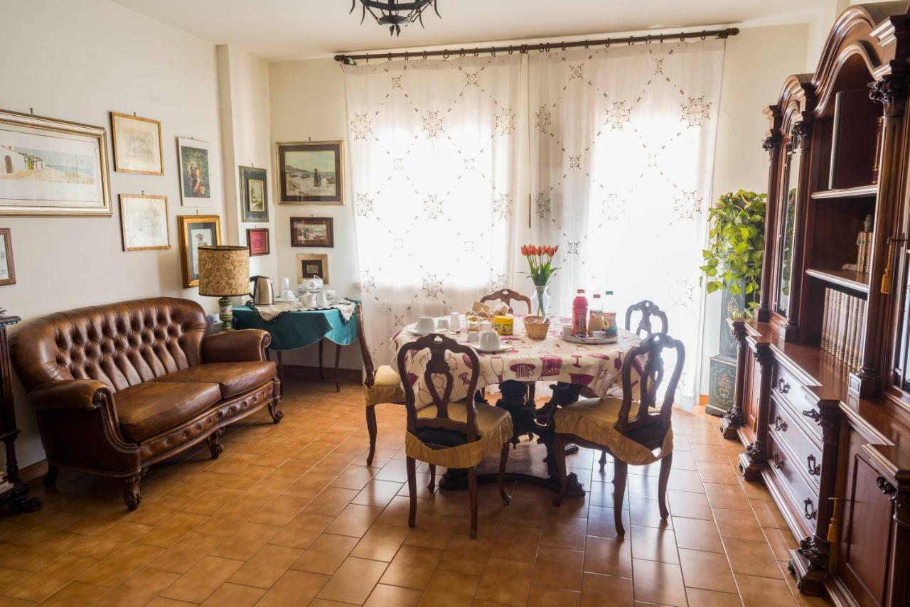 Bed & Breakfast Hotel California Terracina Zewnętrze zdjęcie